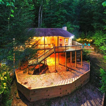 Cozy Cabin Retreat - Hot Tub, Fireplace & Fire Pit Blue Ridge Bagian luar foto