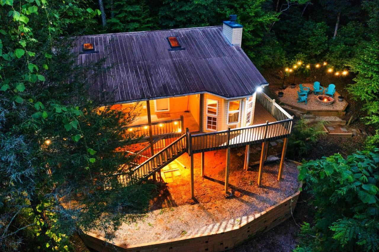 Cozy Cabin Retreat - Hot Tub, Fireplace & Fire Pit Blue Ridge Bagian luar foto